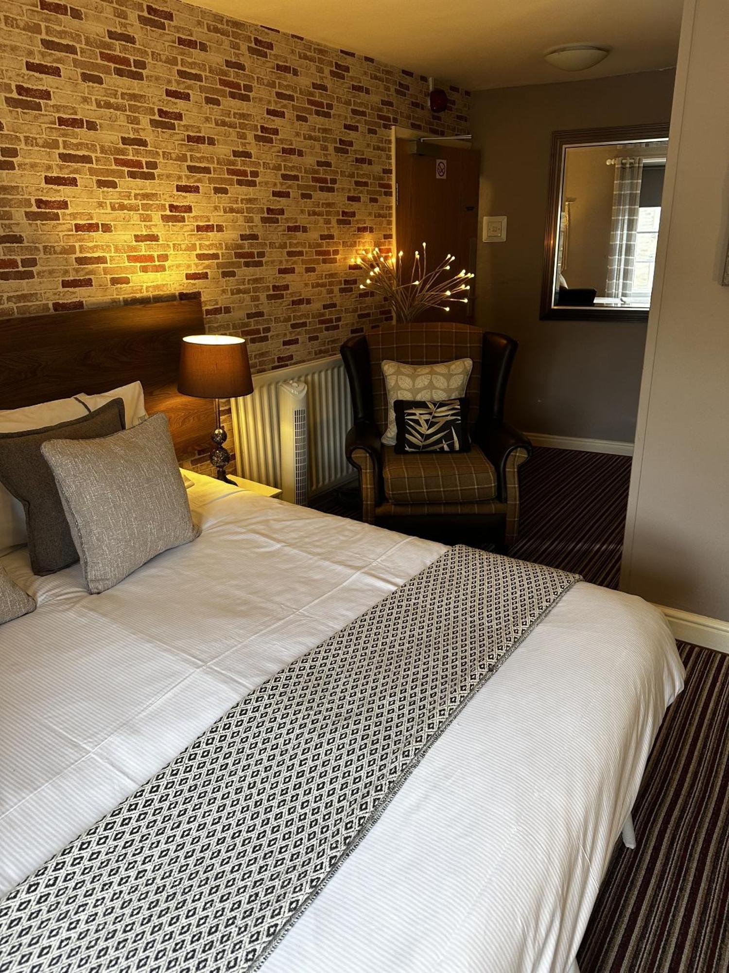 The Cricketers Arms Hotel Barnard Castle Buitenkant foto