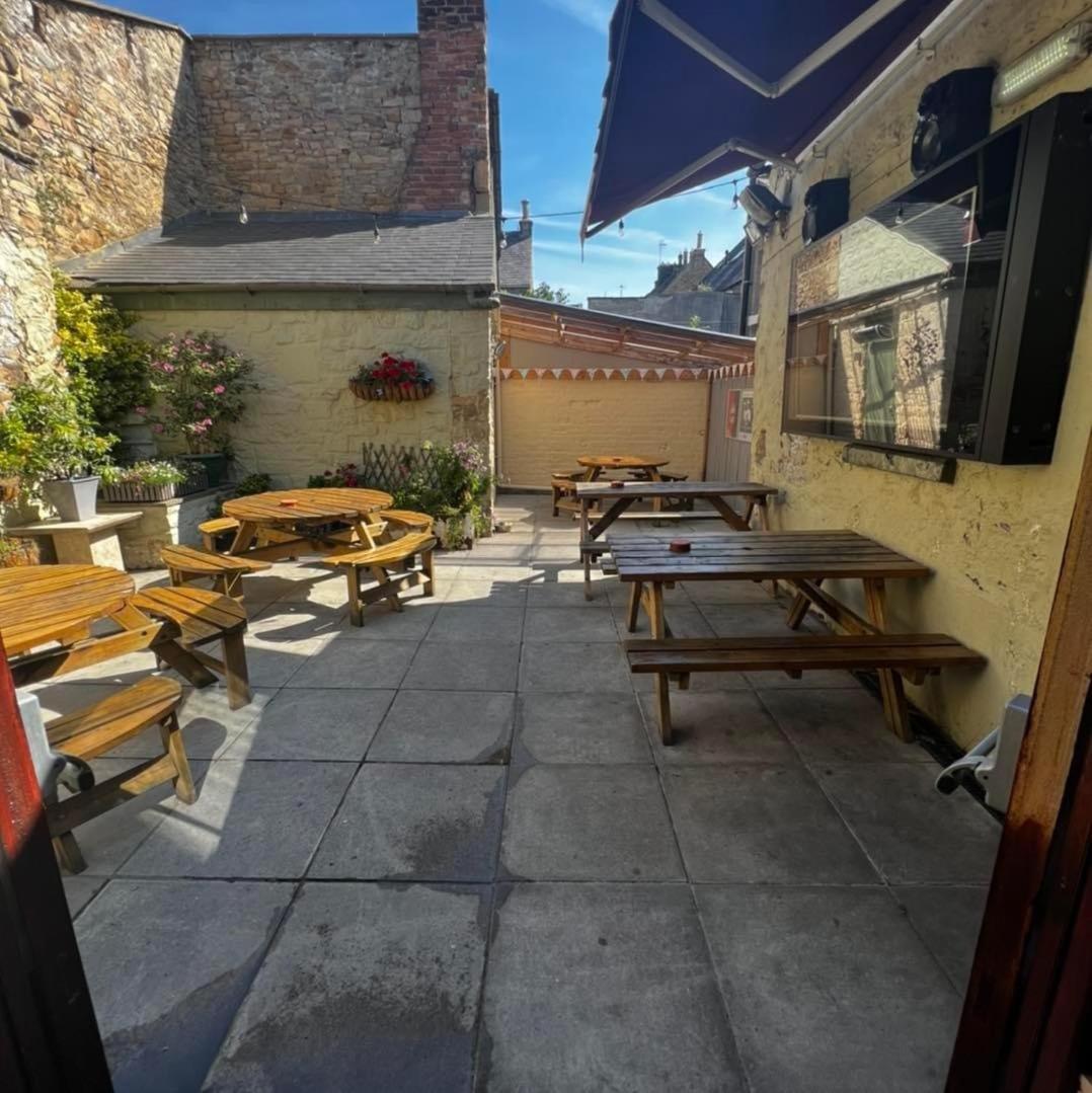 The Cricketers Arms Hotel Barnard Castle Buitenkant foto